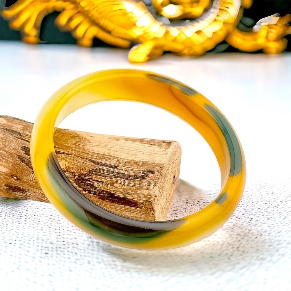 Flashy Natural Agate Hand Carved Bangle Gemstone Bracelet